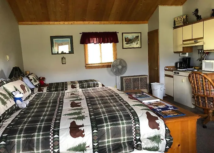 River Bend Cabins * Cody